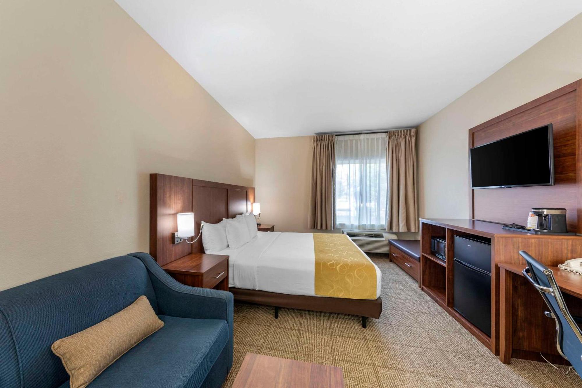 Comfort Suites Tulare Εξωτερικό φωτογραφία