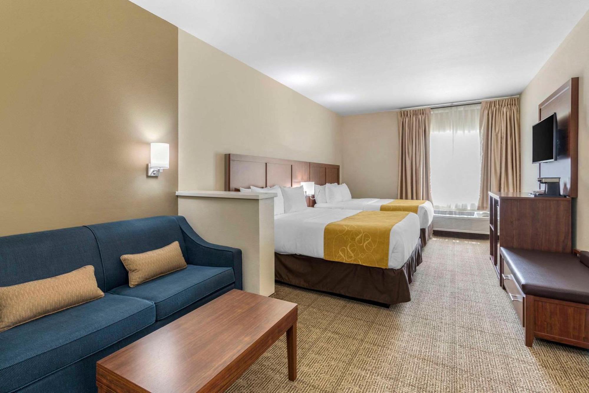 Comfort Suites Tulare Εξωτερικό φωτογραφία